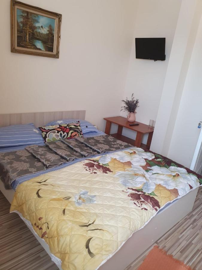 Relax Haus Hunedoara Exterior photo
