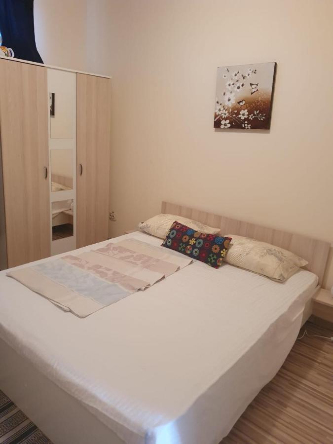 Relax Haus Hunedoara Exterior photo